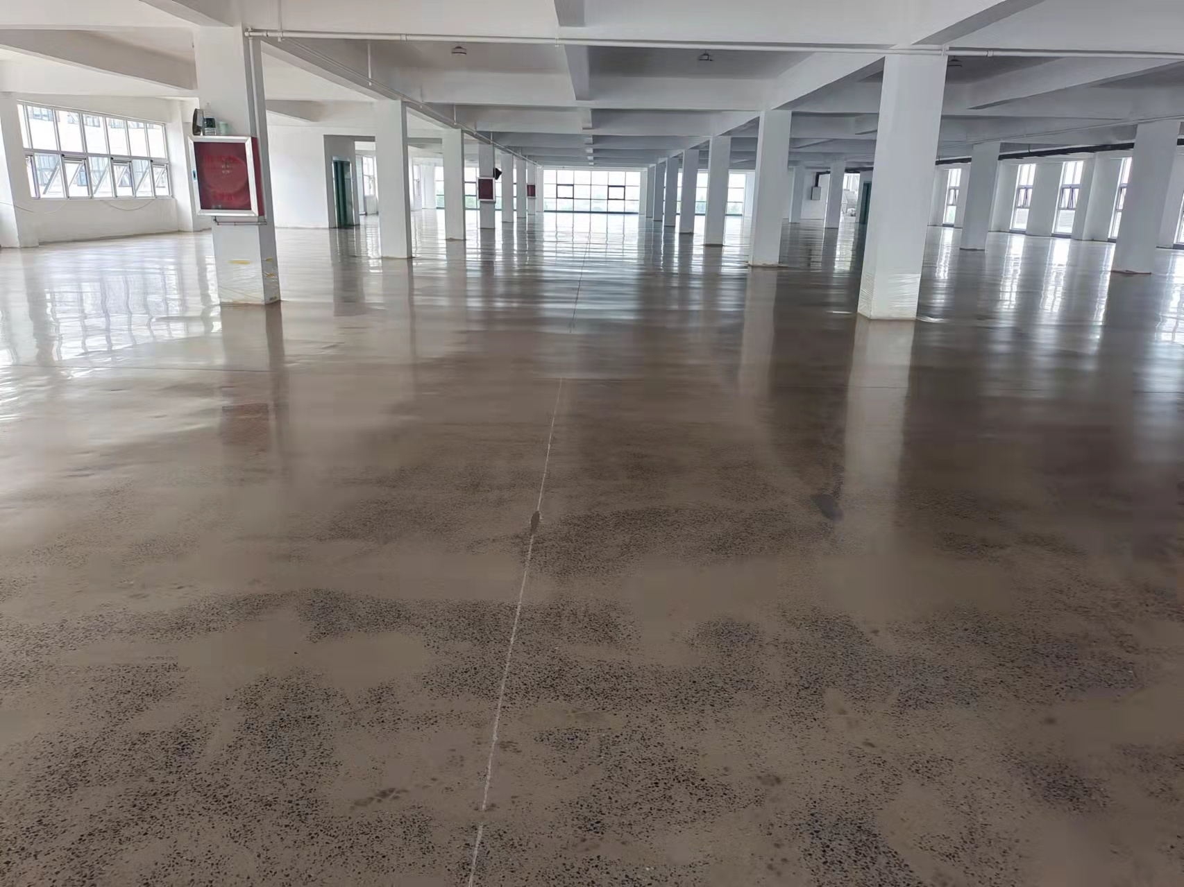 石家莊某企業地坪施工收尾了！